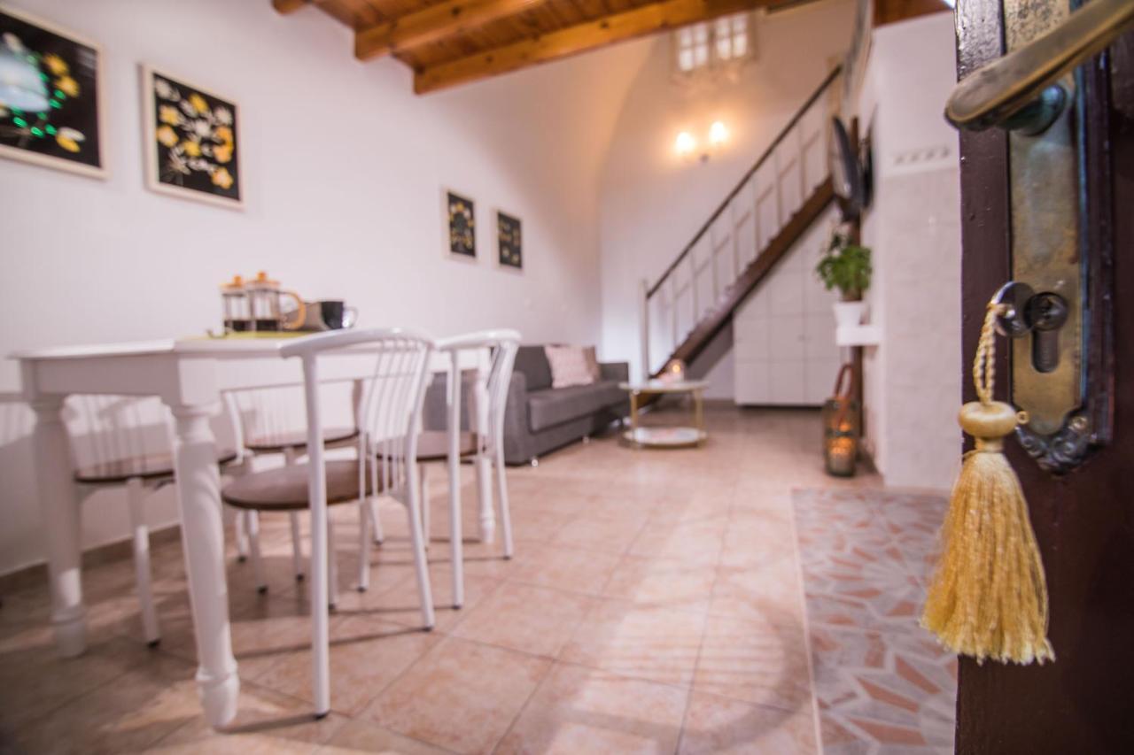 Rhodes CitySofi'S House公寓 外观 照片
